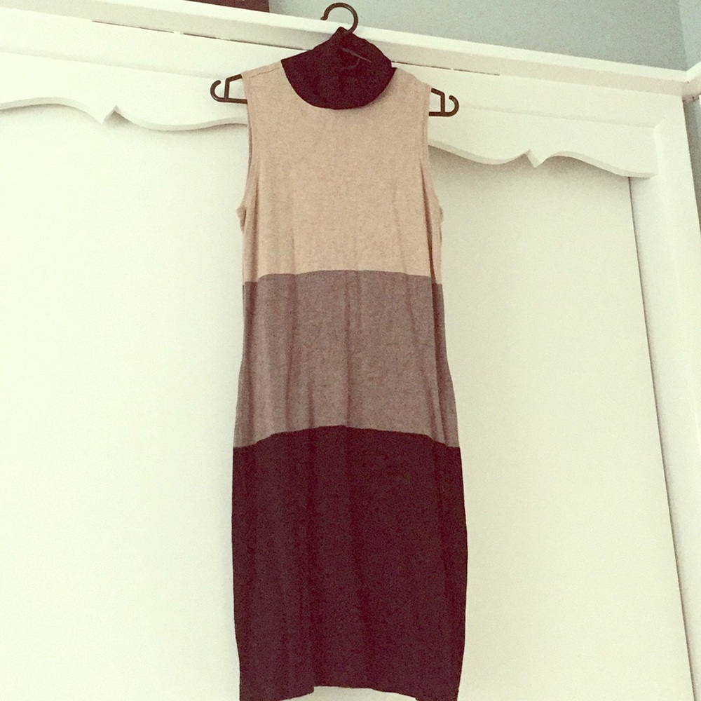 Turtleneck sleeveless sweater dress